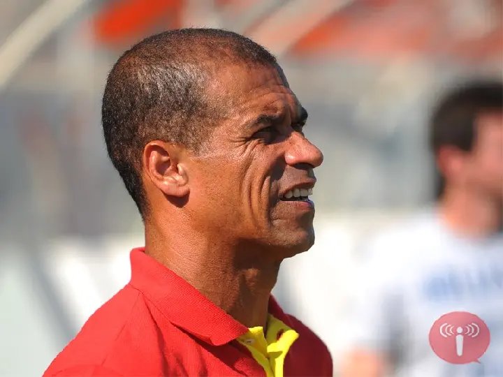 Brusque confirma renovação com técnico Pingo para a Copa SC