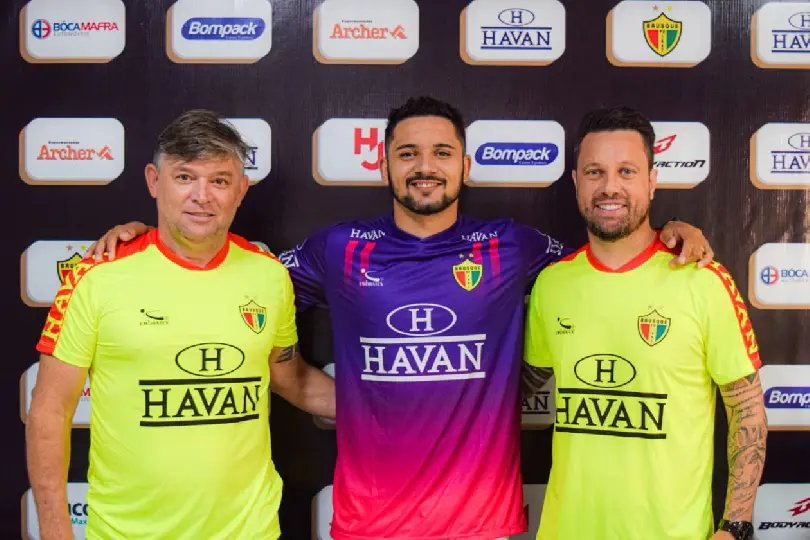 Brusc&atilde;o anuncia chegada de refor&ccedil;o para sequ&ecirc;ncia da temporada