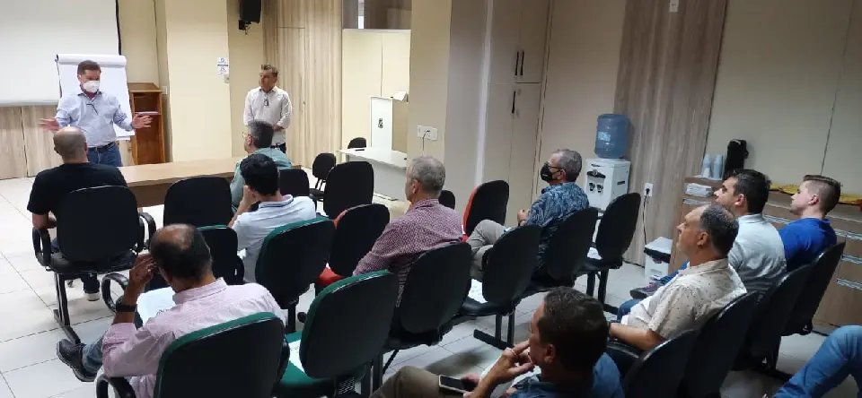 Consultoria aborda setor t&ecirc;xtil com empresariado