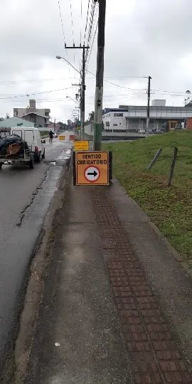 Rua &eacute; fechada para realiza&ccedil;&atilde;o da barreira sanit&aacute;ria
