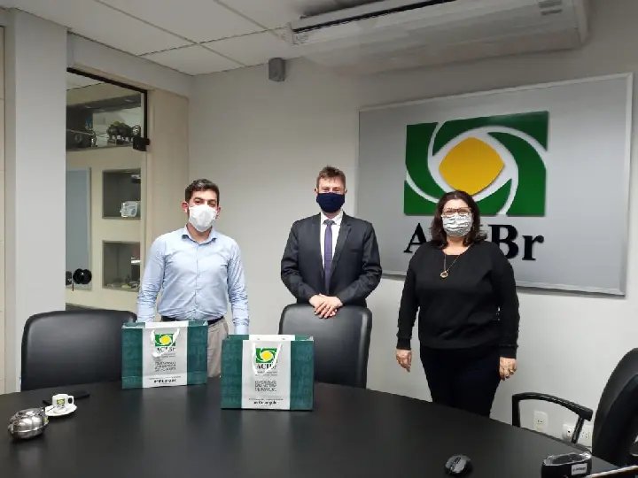 ACIBr se re&uacute;ne com ag&ecirc;ncias da Caixa em busca de cr&eacute;dito