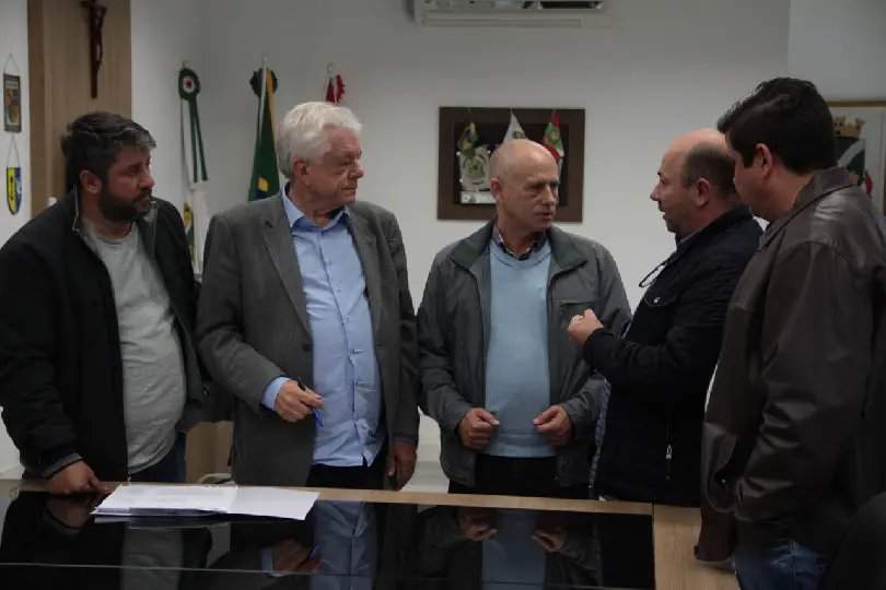 Prefeitura de Brusque faz proposta de renovação de convênios com entidades 