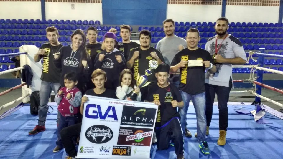 Boxe conquista seis cinturões no final de semana