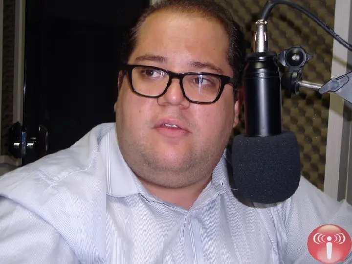 Presidente do PR se diz vítima de hackers 