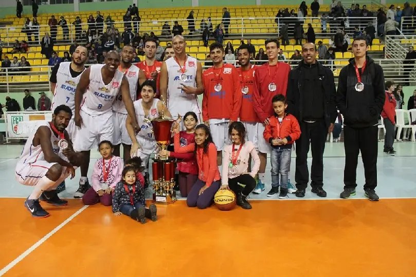 AD Brusque fica com o vice-campeonato em casa