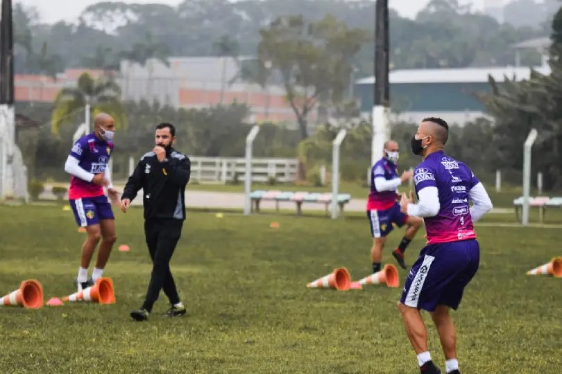 Brusc&atilde;o come&ccedil;a a semana com duas boas not&iacute;cias