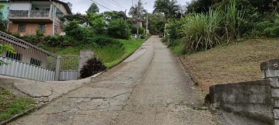 (V&Iacute;DEO) Moradores da Rua Juazeiro pedem socorro