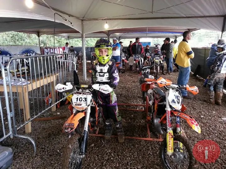 Rian Fischer termina etapa em 6º lugar