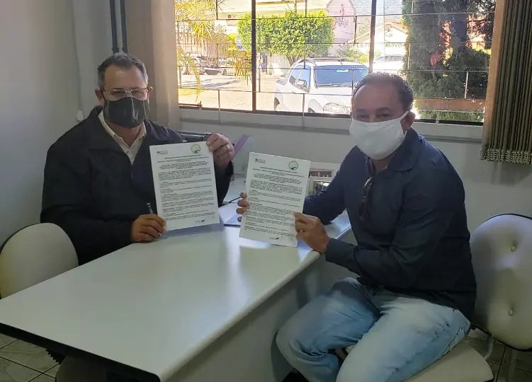 Assinada Conven&ccedil;&atilde;o Coletiva de Trabalho das cer&acirc;micas de Canelinha