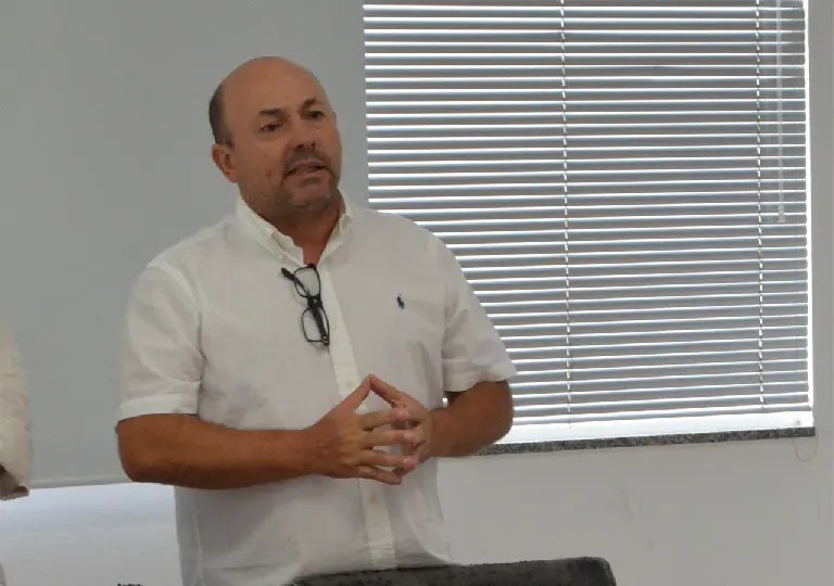 Agradecido, Vequi declina convite do governo do estado