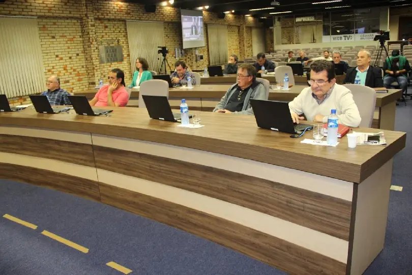 A análise da Câmara no pós eleição indireta