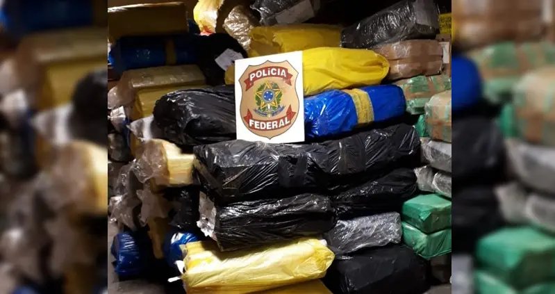 Caminhão de Tijucas é flagrado carregando mais de 6 toneladas de droga
