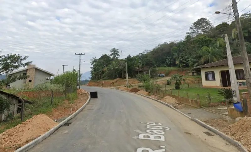Bandidos fazem duas fam&iacute;lias ref&eacute;ns na mesma noite, no Vale do Itaja&iacute;