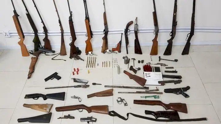 Local fabricava arsenal b&eacute;lico, inclusive para fac&ccedil;&otilde;es