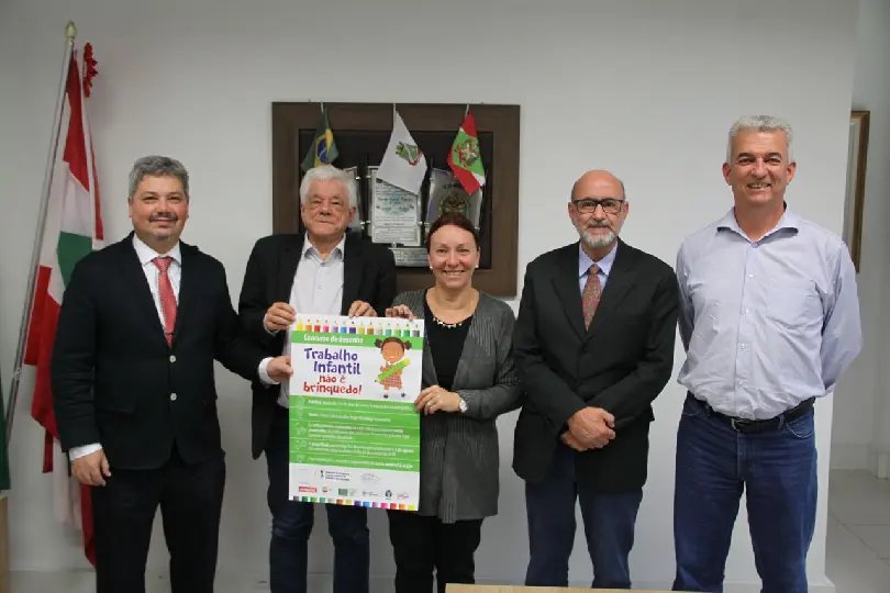 Poder Judiciário e Prefeitura de Brusque realizam concurso de desenho sobre erradicação do Trabalho Infantil