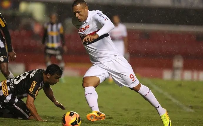 Sete jogos fecham primeira rodada