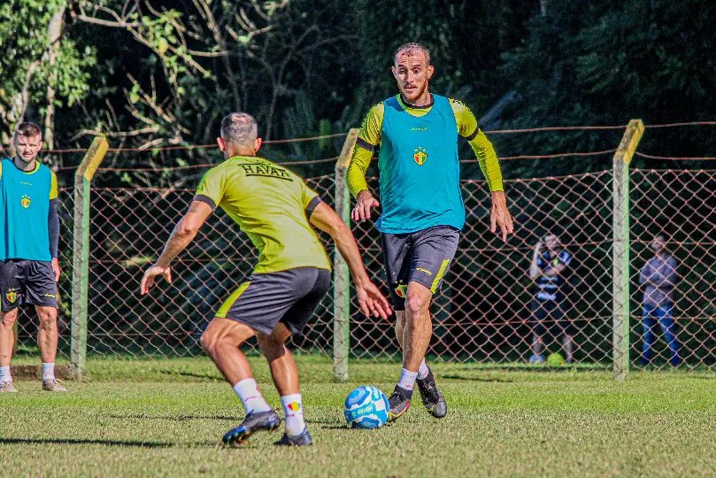 Brusque intensifica preparação para encarar o Paysandu