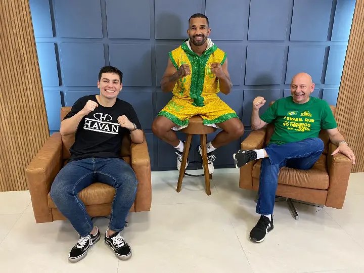 Esquiva Falcão disputará o cinturão de melhor do mundo 