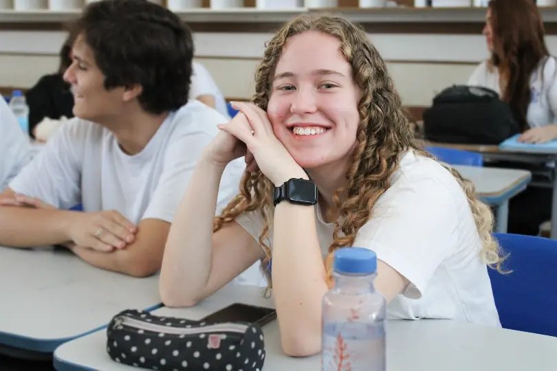 Curso gratuito oferece aulas durante férias escolares