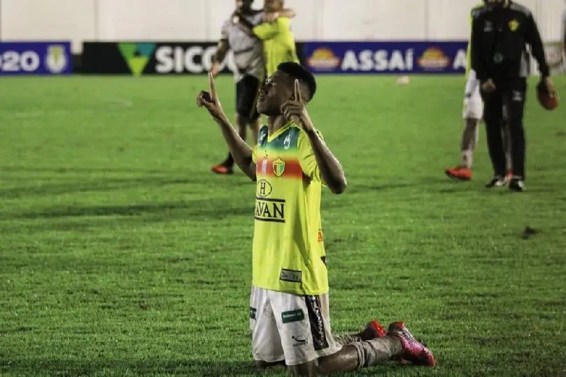 Brusque empresta jogador para clube da Série A
