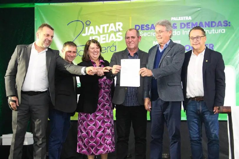 Presidente da Celesc e Secretário de Infraestrutura participam de Jantar de Ideias em Botuverá