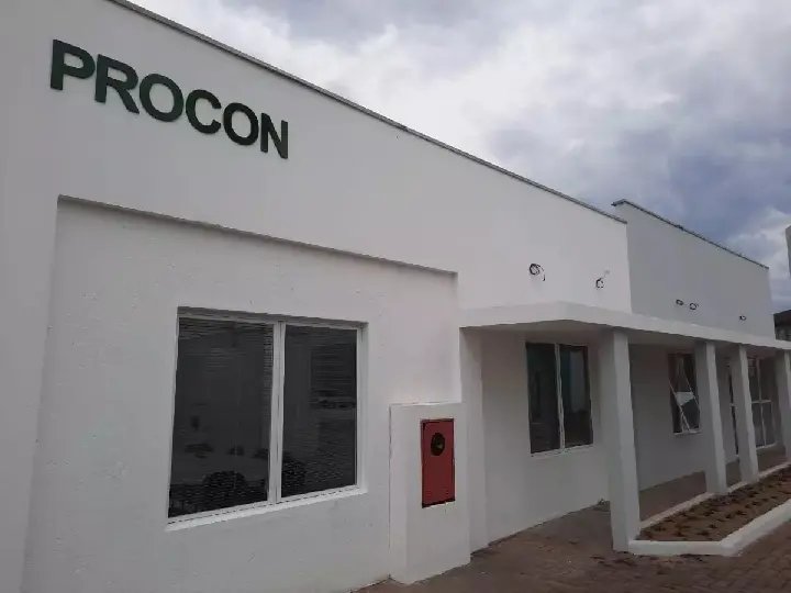 Procon suspende parcialmente atividades de auto escola em Brusque