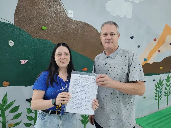 CDL recebe trabalhos inscritos no 1º Concurso de Poesias