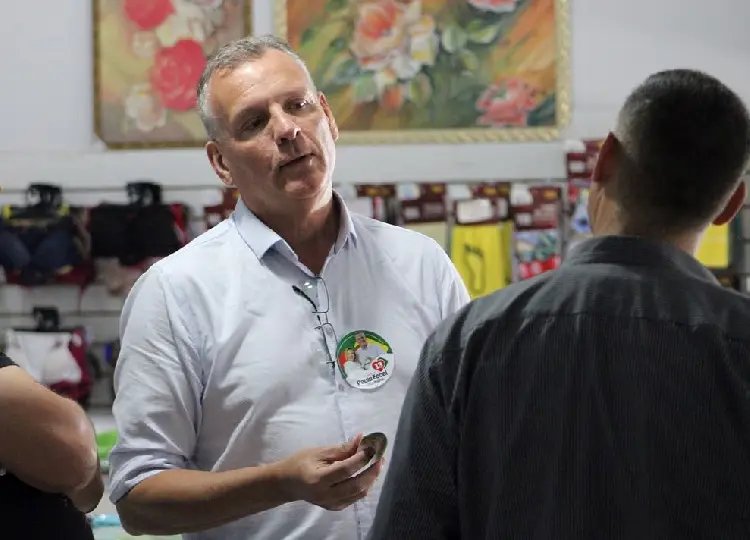Recurso que tenta derrubar indeferimento já está no TRE