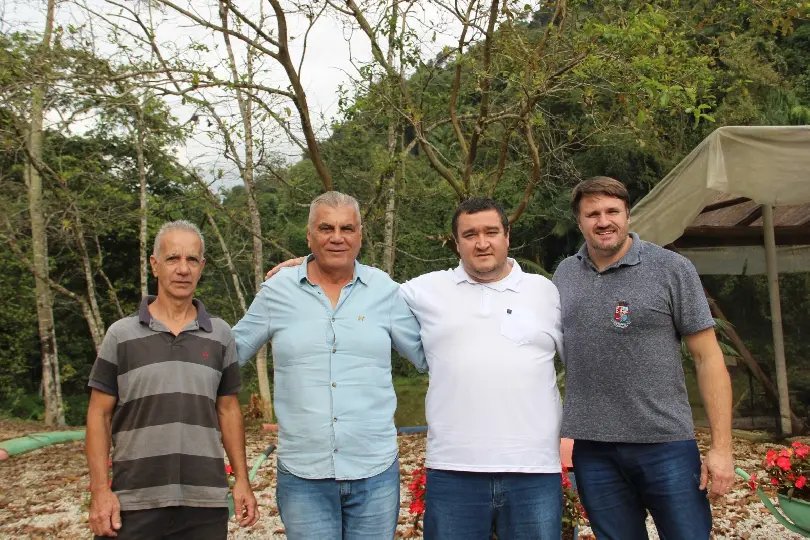 Horto Florestal recebe visita do secretário de Pomerode