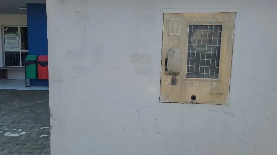 Vandalismo causa prejuízo de 692 doses de vacina 