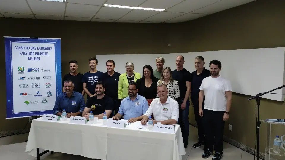 Conselho de Entidades cobra compromisso dos candidatos a prefeito