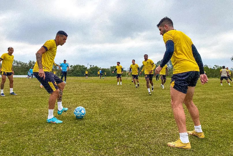Após vitória, Quadricolor se reapresenta aos treinamentos