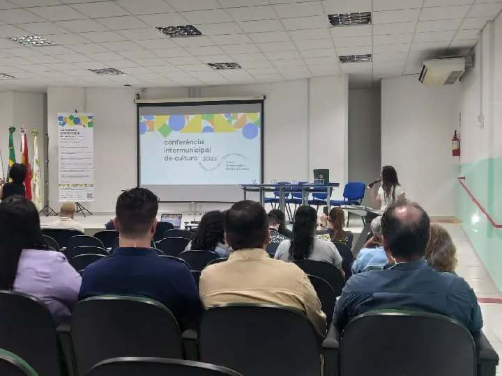 Conferência de cultura debate políticas públicas no setor cultural