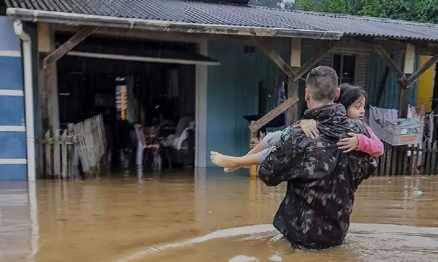 Sobe para 6 o número de mortes pelas chuvas no Rio Grande do Sul