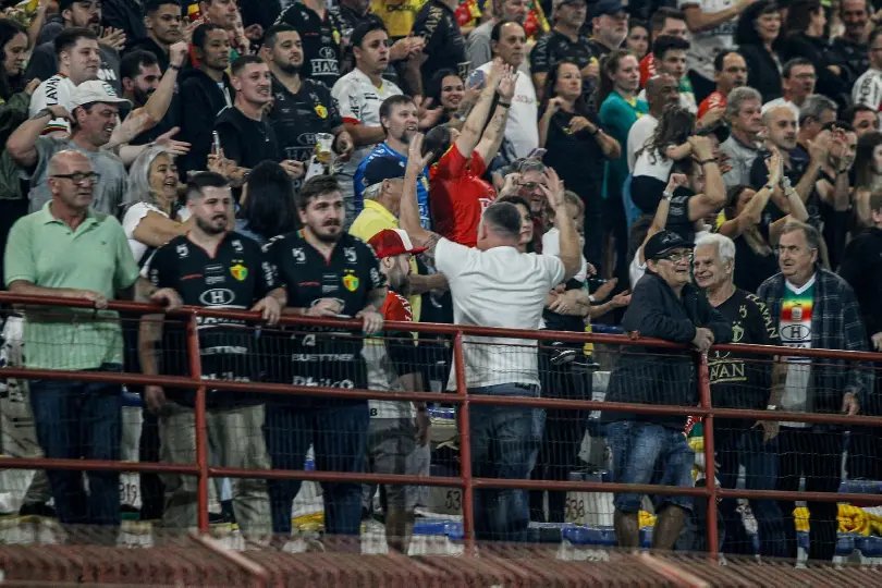 Brusque abre venda de pacote para os próximos jogos em casa