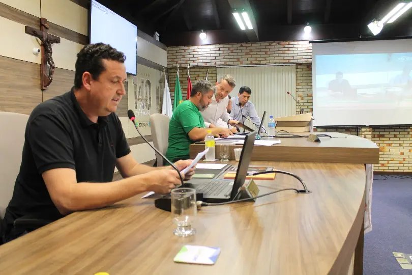 Problema relatado pela Rádio Cidade chega à Câmara de Vereadores