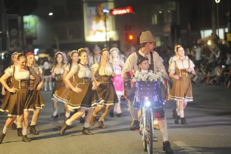 Confira as alterações no trânsito para o desfile da Fenarreco