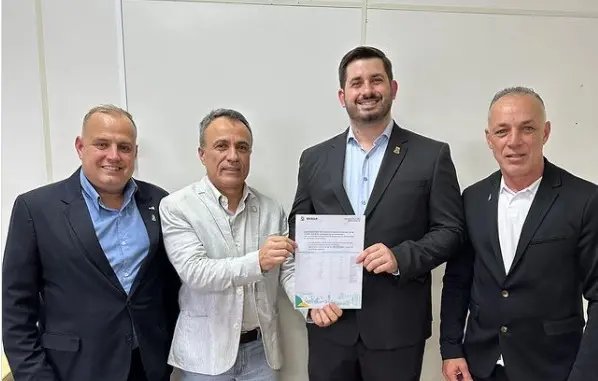 Vechi tenta retomar obra junto ao governo do estado