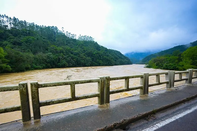 Permanece indicativo de volumes altos de chuva para o fim de semana em SC