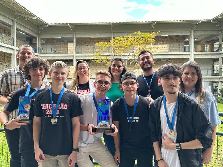 Projetos do Colégio UNIFEBE são premiados na Febic 