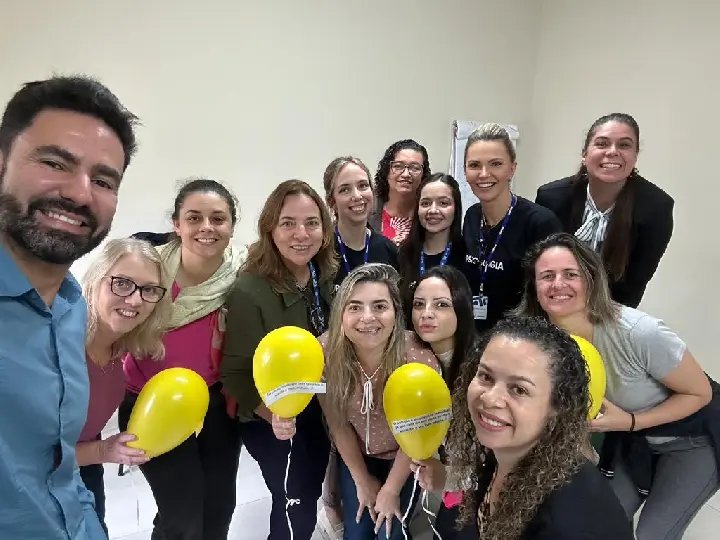 Acadêmicos da UNIFEBE realizam ação alusiva ao Setembro Amarelo