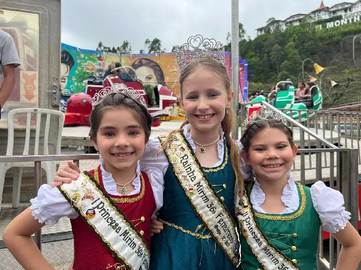Fenarreco Mirim: crianças aproveitam brinquedos gratuitos