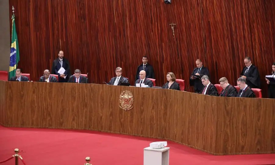 TSE rejeita três ações contra Bolsonaro por abuso nas eleições