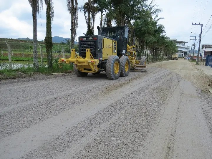 Iniciam as obras para pavimentação da rua Augusto Benassi