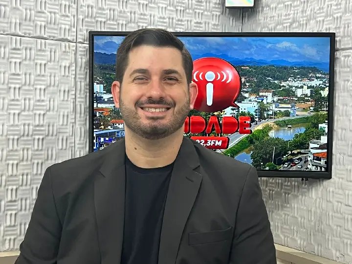 Fenarreco faturou mais de R$ 4 milhões e se pagou, diz prefeito