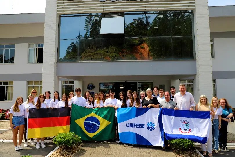 Prefeitura recebe intercambistas alemães