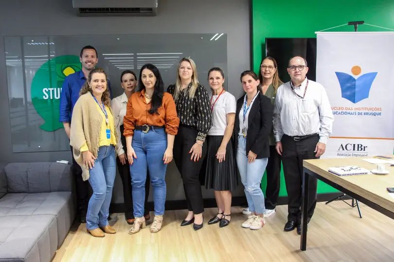 Núcleo da ACIBr se reúne com secretária municipal de Educação