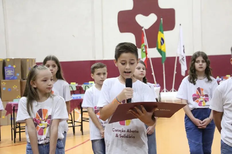 Colégio São Luiz celebra suas estrelas literárias