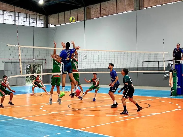 Brusque vence São Bento do Sul no vôlei masculino pelo JASC