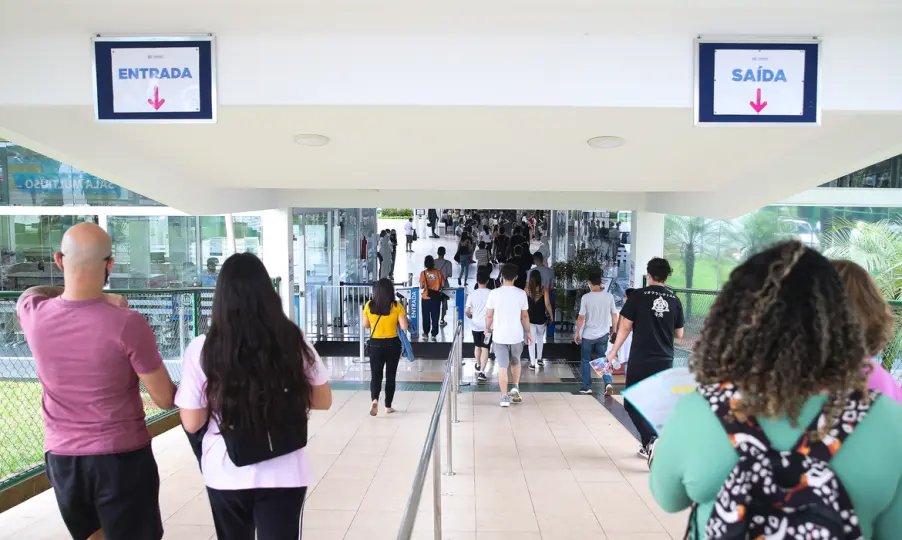 Primeira etapa de provas do Enem começa neste domingo